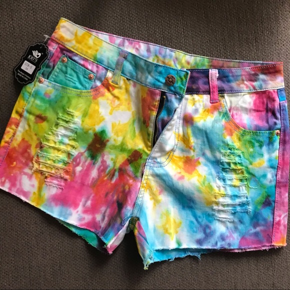 Tie Dye Denim Shorts - Picture 4 of 5
